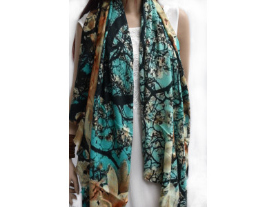 Sjaal van wol met zijde, turquoise, amandelbloesem