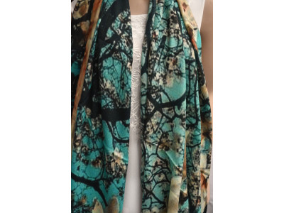 Sjaal van wol met zijde, turquoise, amandelbloesem